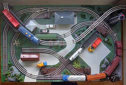 M-J's O scale table